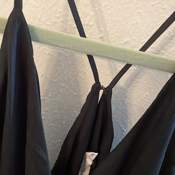 Black Lush romper size medium - Picture 4 of 6